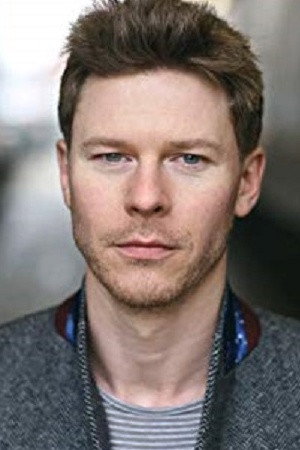 Tristam Summers as Barney in Solo!