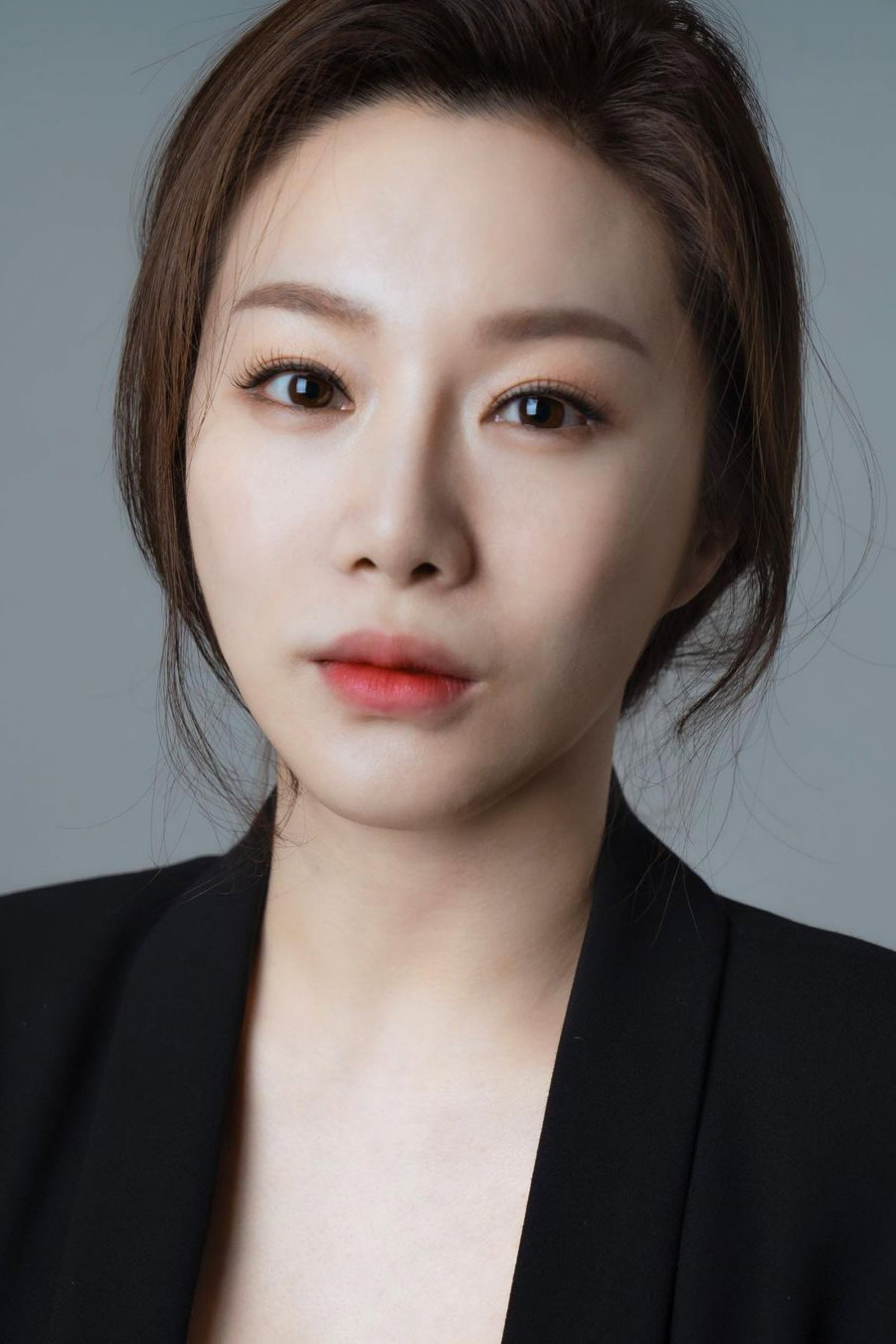 박선혜 as Jung-ae in Happy Together