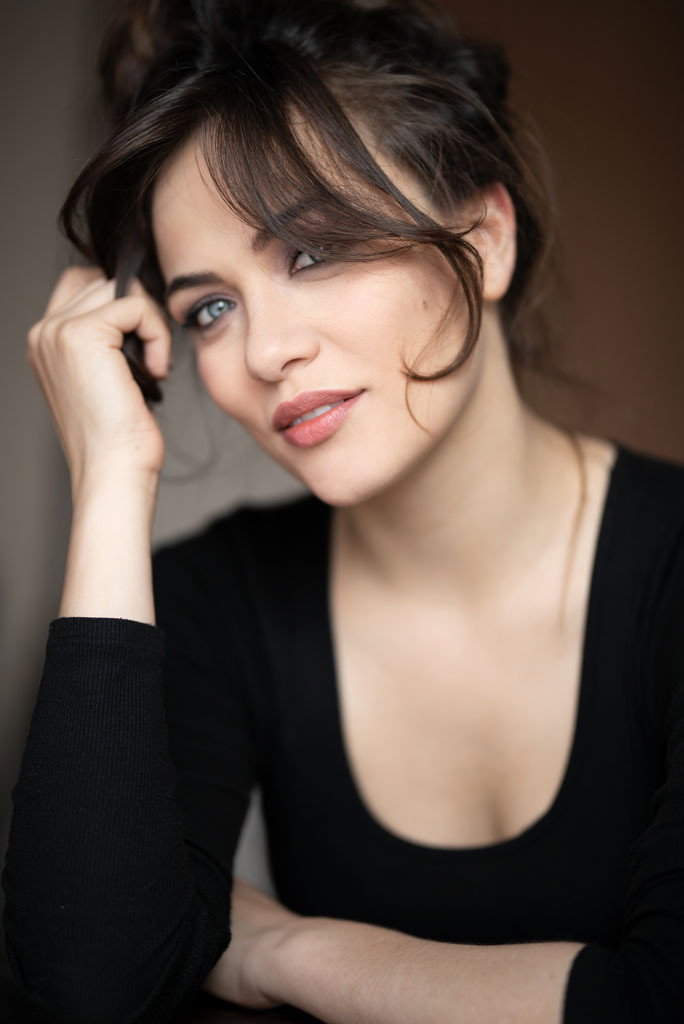 Gloria Radulescu as Marta Guarnieri in The Ladies' Paradise