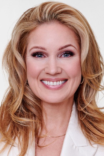 Jessica Almenäs as Self - Host in Who can beat Anja and Foppa?