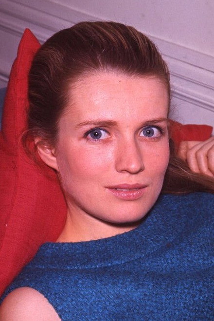 Marie-Christine Barrault as Marie-Louise Leroux in Petit déjeuner compris
