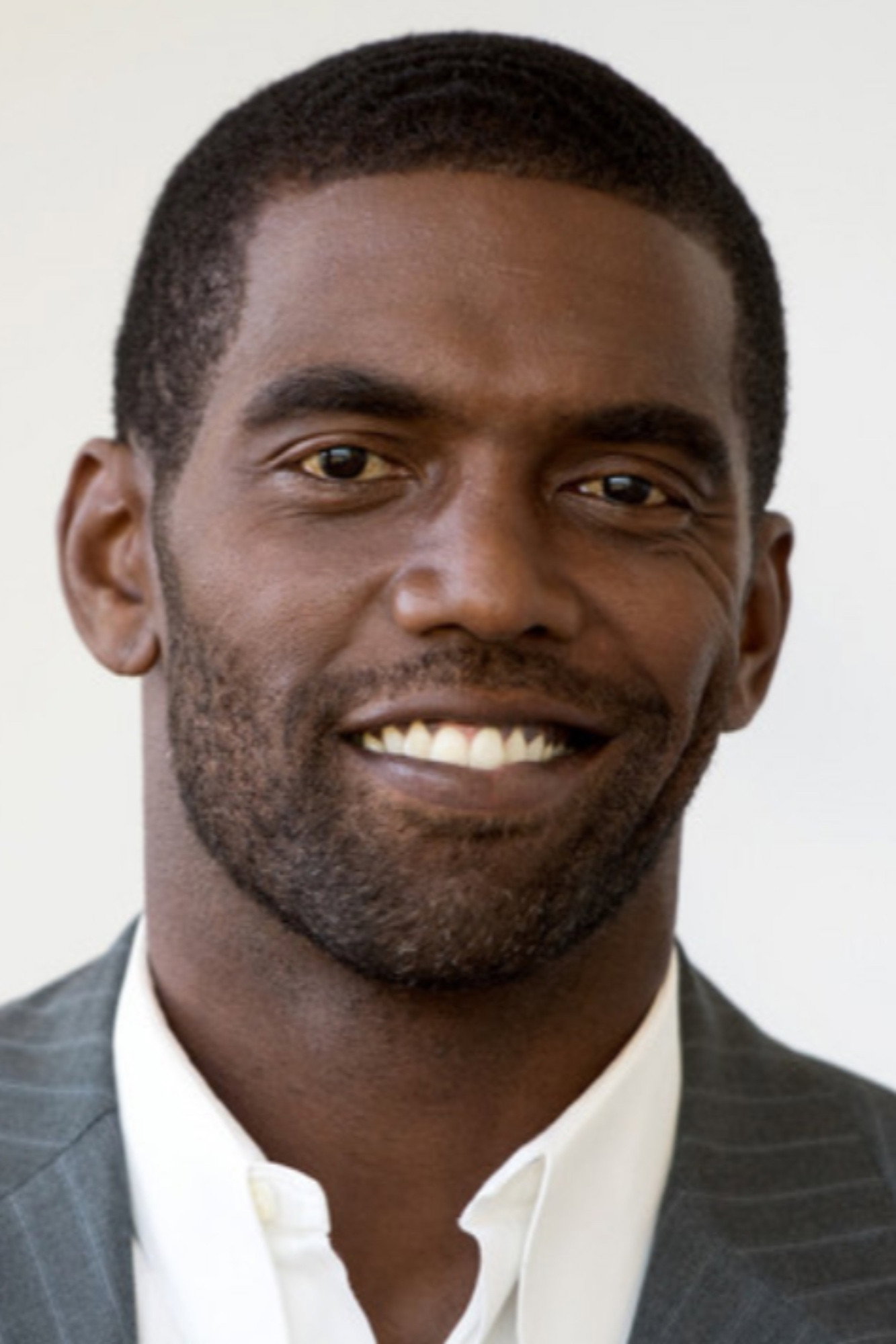 Randy Moss as Self (archive footage) in The Great Heisman Race of 1997