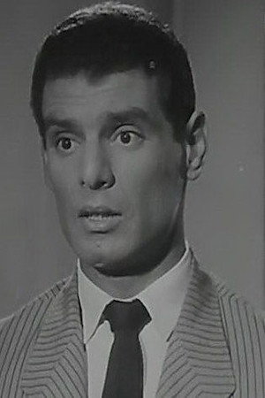 Adel Heikal as عادل هيكل in Schoolgirl's notes