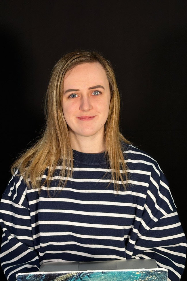 Eilidh Johnson as Narrator in A' Gabhail Ris