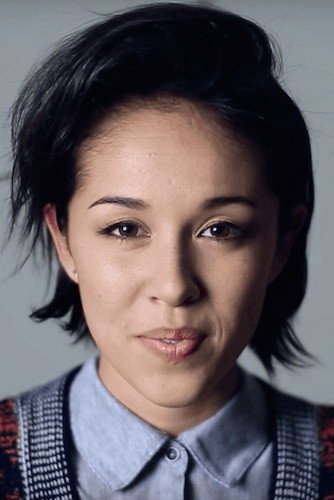 Kina Grannis as Joanna in Single by 30