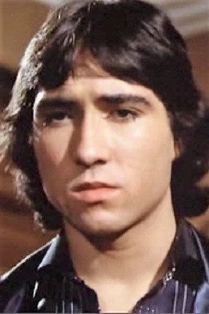 Ángel Fernández Franco as El Torete in Street Warriors II