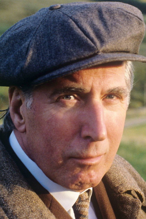 Rikki Fulton as Andrew Fairservice in Rob Roy