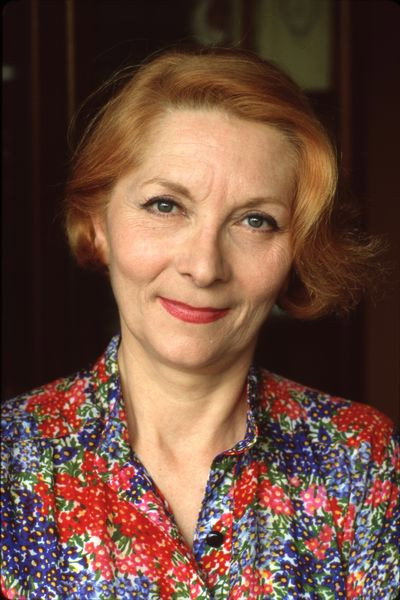 Claude Gensac as Marguerite in L'Aile ou la Cuisse