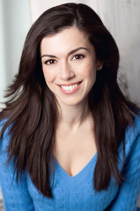 Dawn Yanek as Susan Bernstein-Cohen in Shabbat Dinner