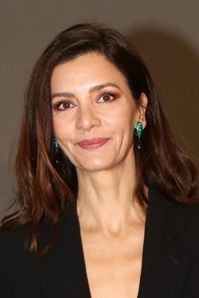 Κατερίνα Λέχου as Vicky Seitanidi in You are my other half
