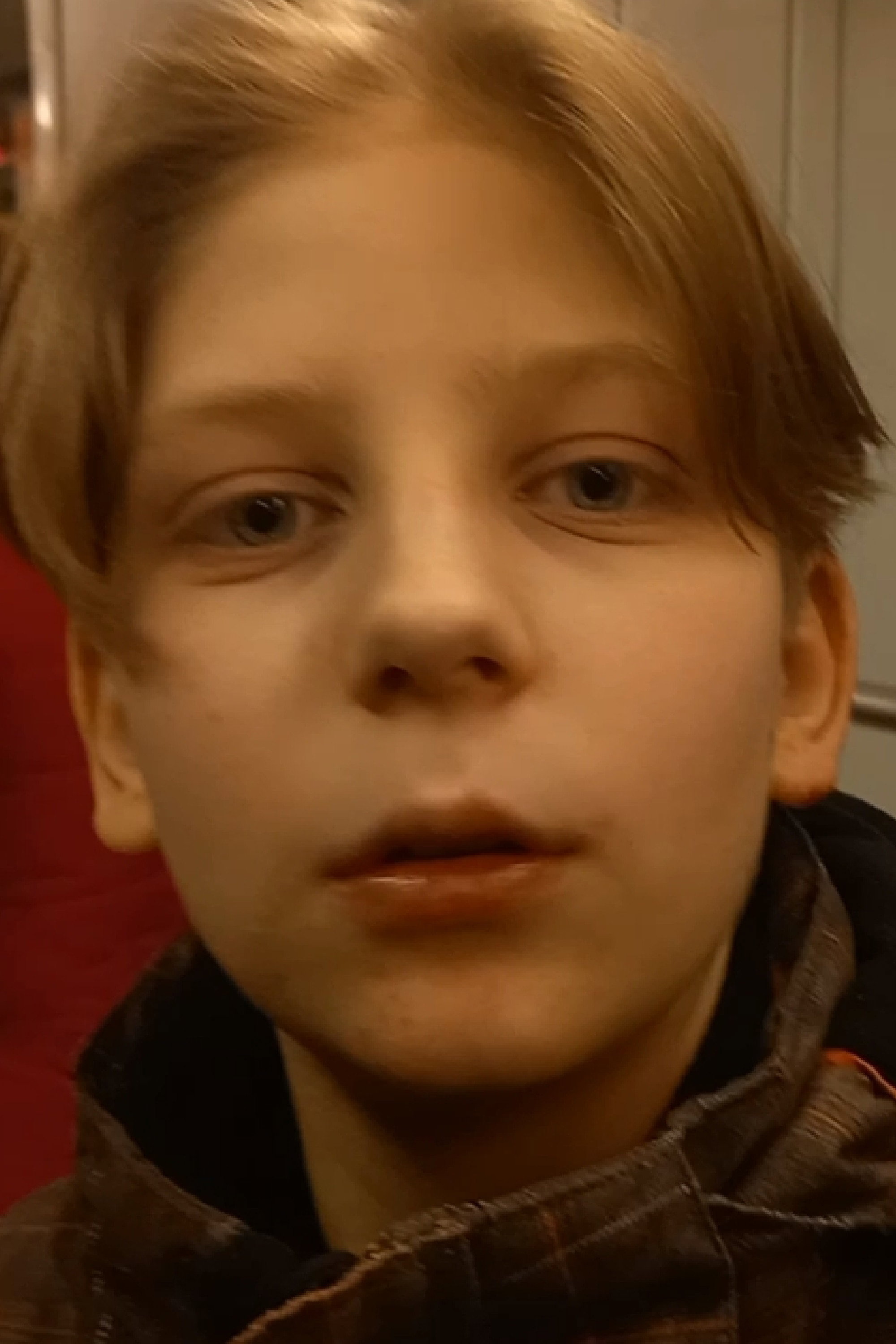 Iwo Sternath as Billy in Szept