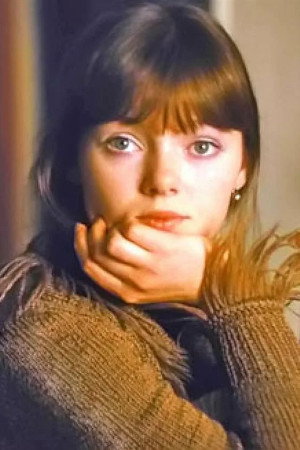Надежда Смирнова as Tanya Katsaurova in Jack Vosmyorkin, American