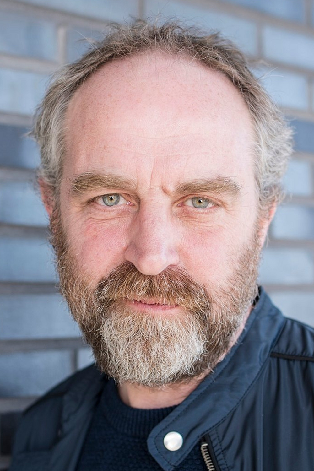 Kristian Figenschow as Jendor in Oluf