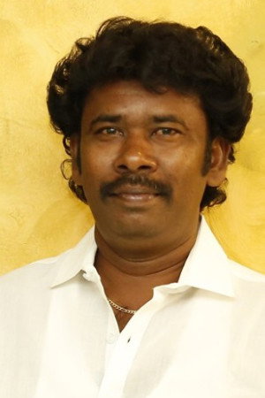 KPY Ramar as Giri in Black Gold