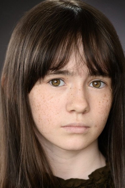 Clara Read as Hazel in Rachel