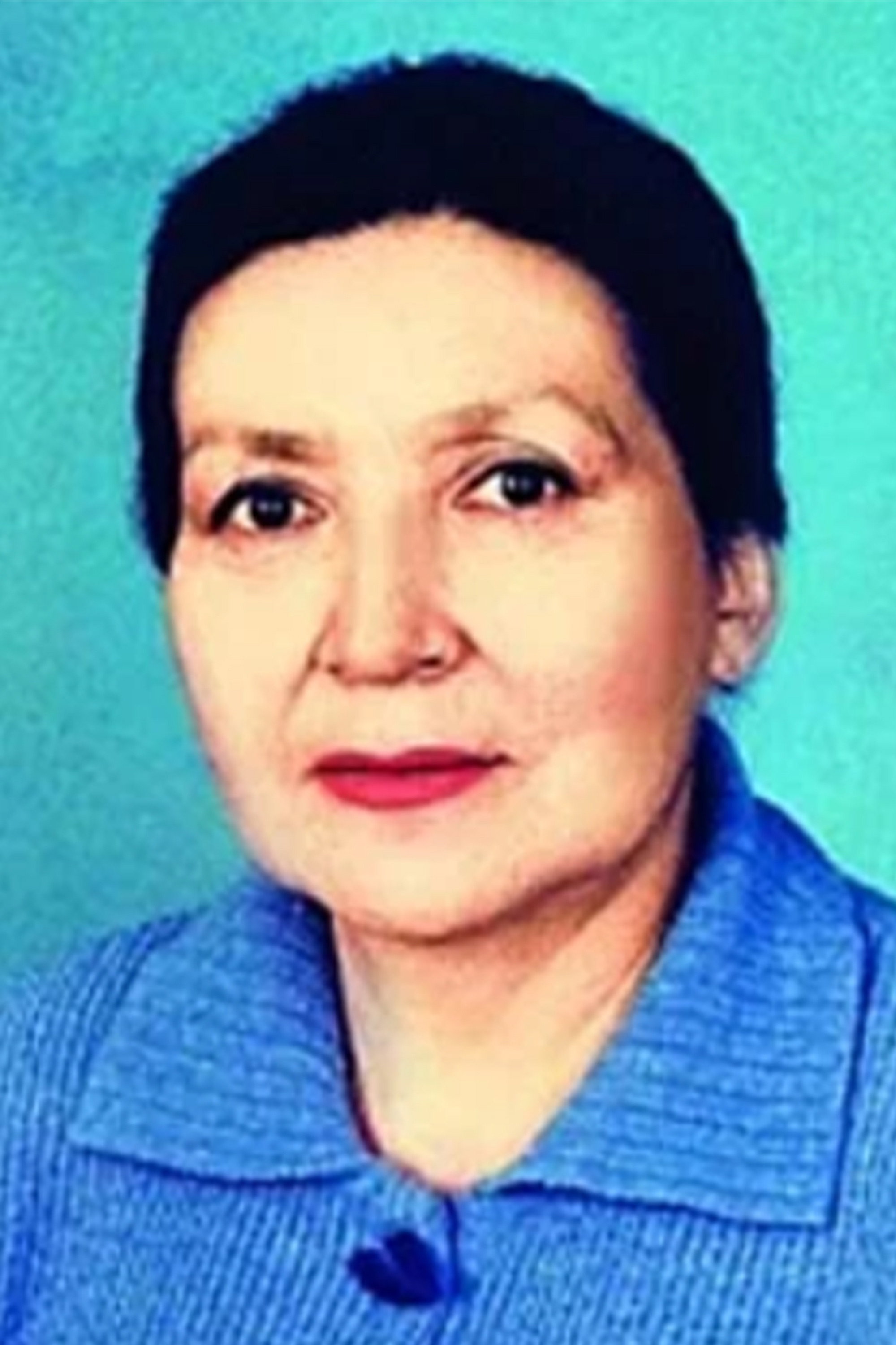 Шамшагуль Мендиярова as Jahan Begum (elderly) in Dawn of the Great Steppe