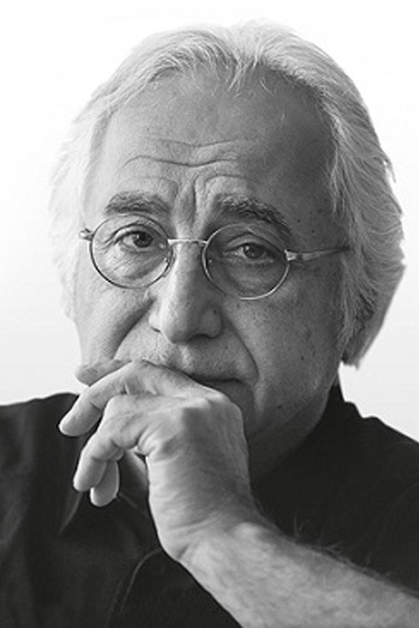 Shams Langroudi as Manouchehr in Risk of Acid Rain