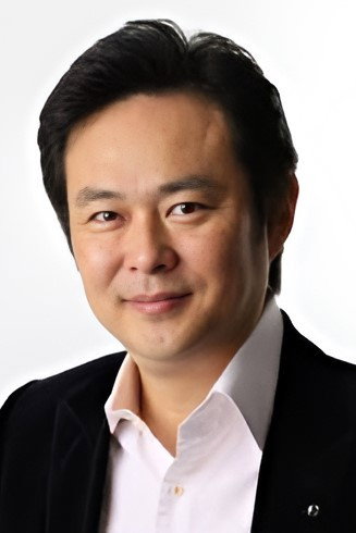 山下規介 as Detective Masaru Saijô in Lady Battle Cop