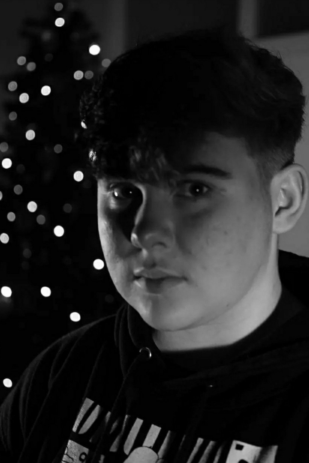 Eddie Fraser as Ben in K-HOLE