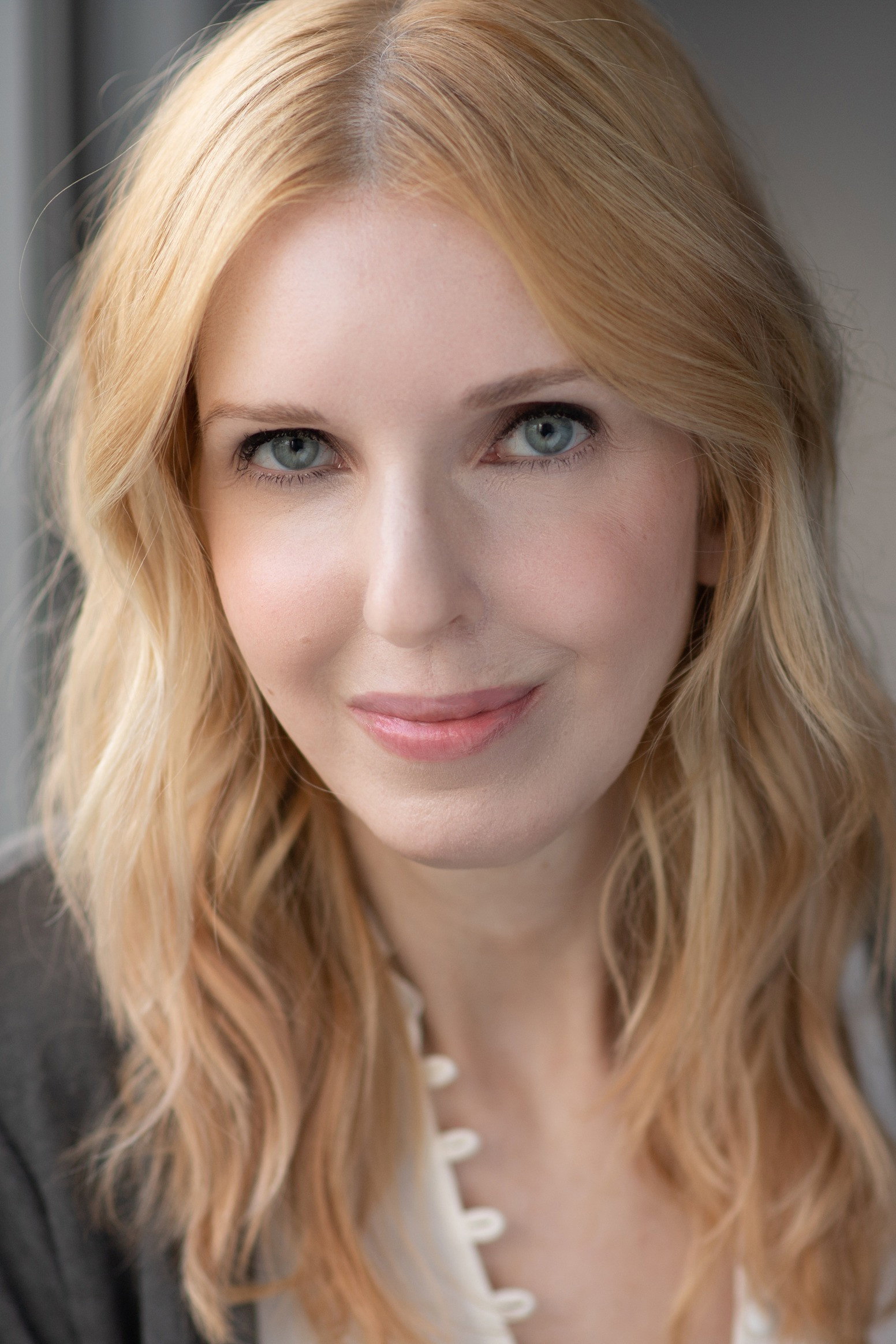 Mickey O'Hagan as Dinah in Tangerine