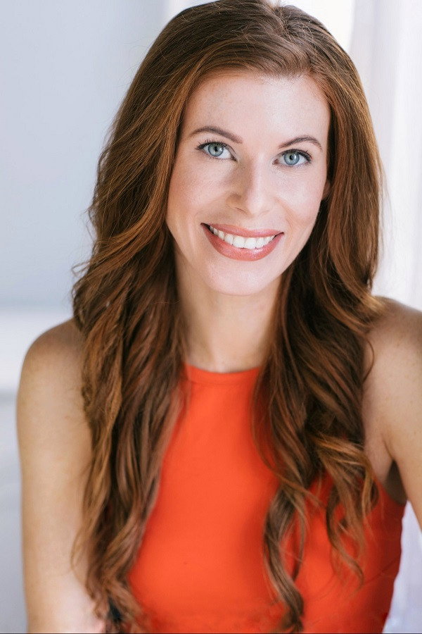 Michelle Wienecke as Lauren Lawrence in Key to Love