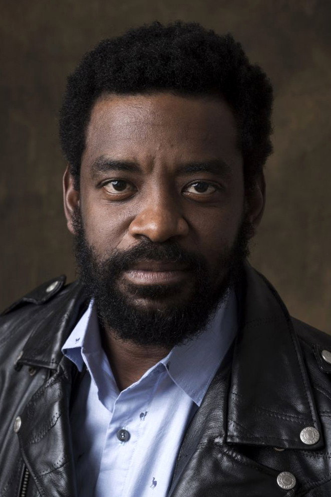 Fabrício Boliveira as Roberval dos Santos Athayde in Second Chance