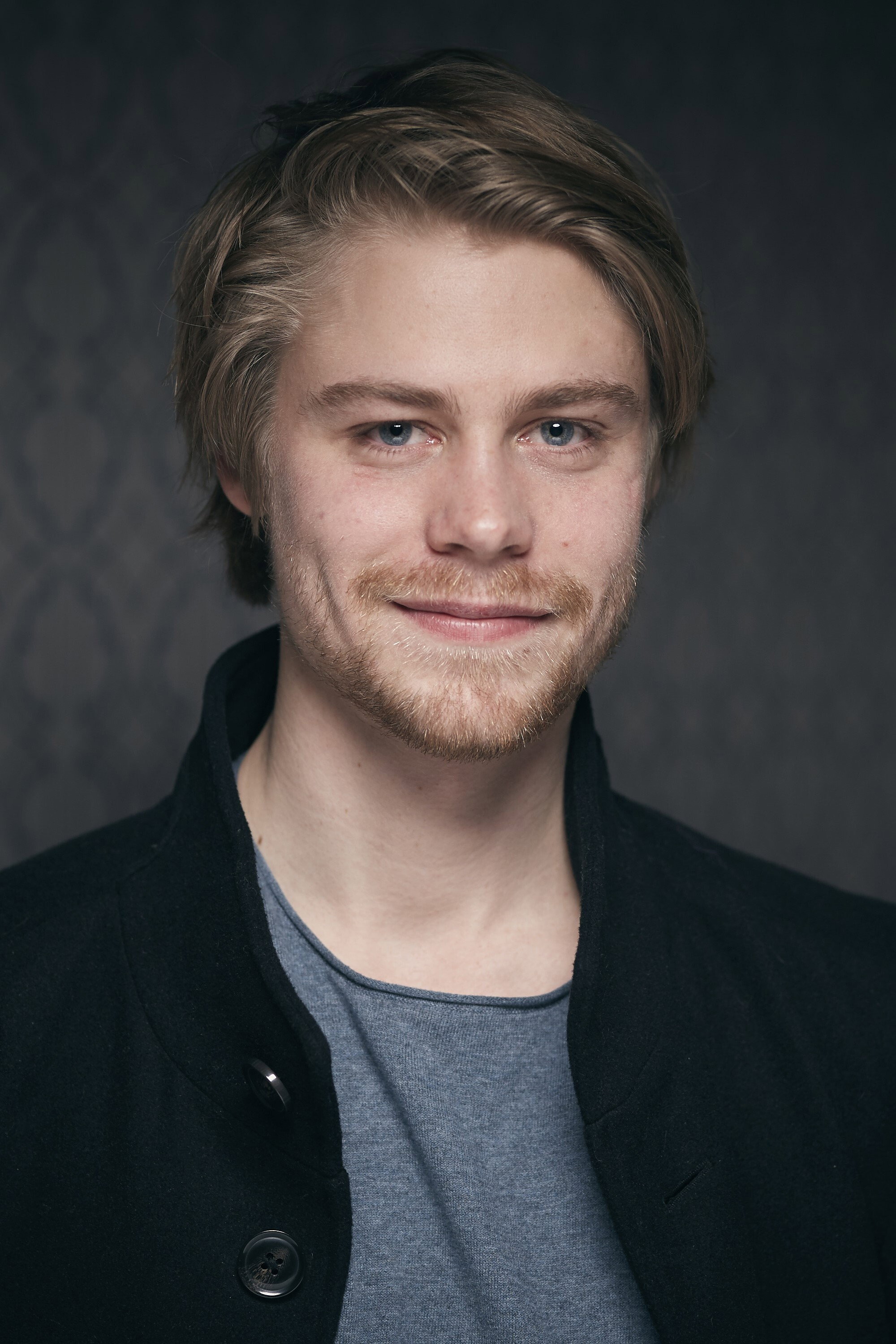 Tom Gramenz as Nils in Arman's Secret