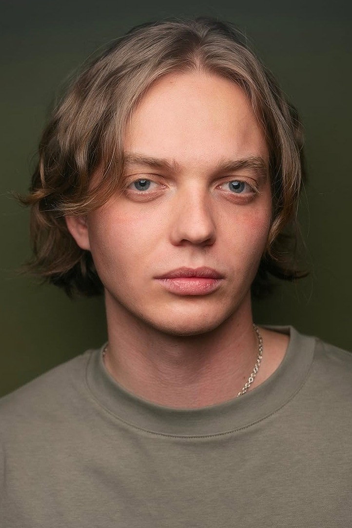 Timothy Allan as Lyle in Rapids