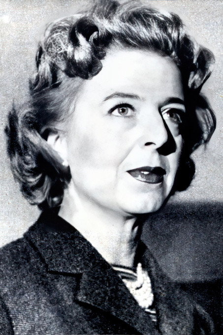 Laura Adani as Fanny in Il lupo e l'agnello