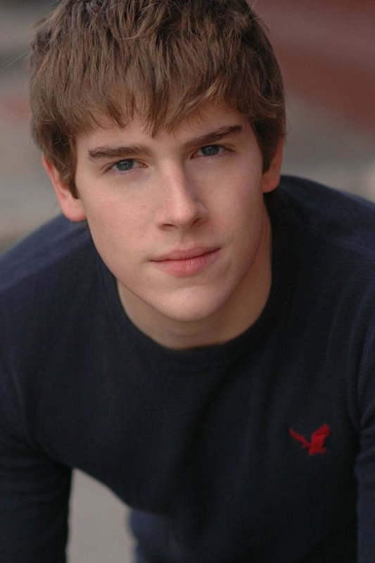 Brendan Dooling as Walt Reynolds in The Carrie Diaries