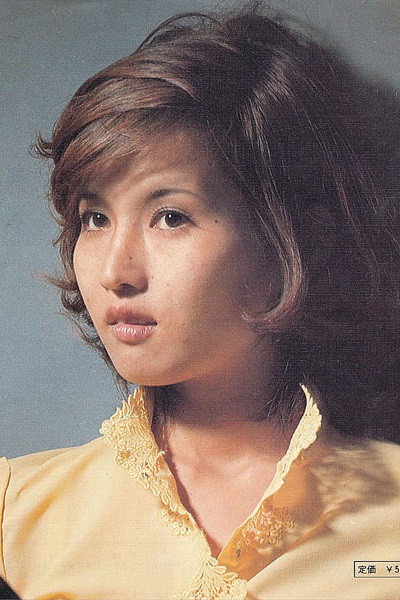 潤ますみ as Ayuko Hanamura in Turtle Geisha