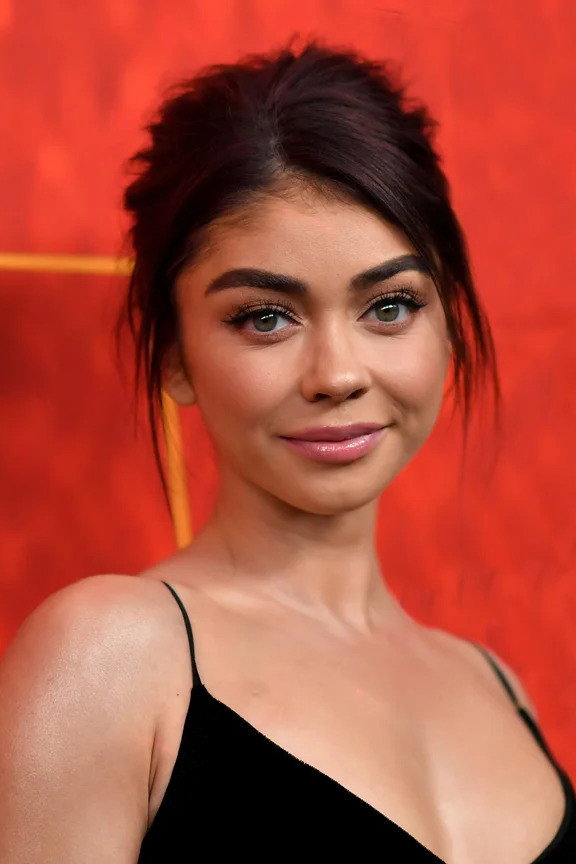 Sarah Hyland as Blanche Barrow in Bonnie & Clyde