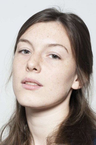 Louise Chevillotte as Aurore / Manon in My Sole Desire