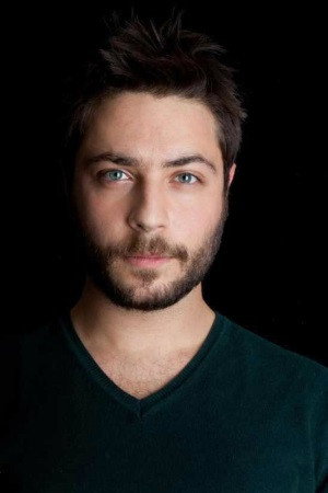 Koray Erkök as Cenk Gücenmez in İki Yalancı