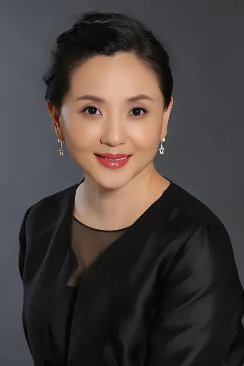 Tao Huimin as 王太后 in 东方朔