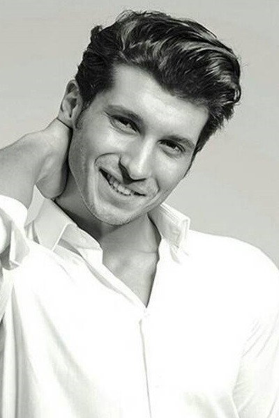 Batuhan Büyükacaroğlu as Deniz in Saýara