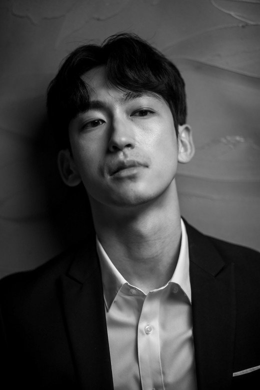Lee Doo-seok as Kang Hyeong-Cheol in When the Phone Rings
