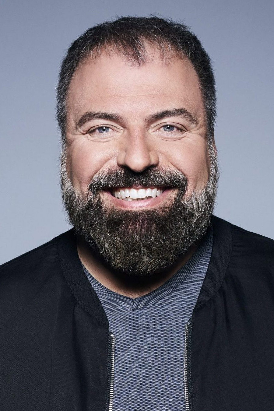 Jean-François Mercier as Self - Host in Rire sans tabous