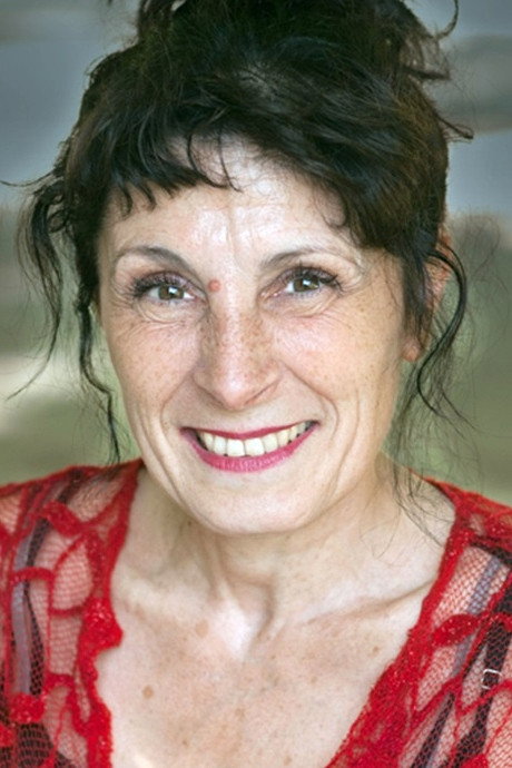 Hélène Hardouin as La propriétaire in Séraphine