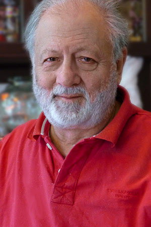 Jean Lescot as Raoul in Les Aventures de Papa Poule