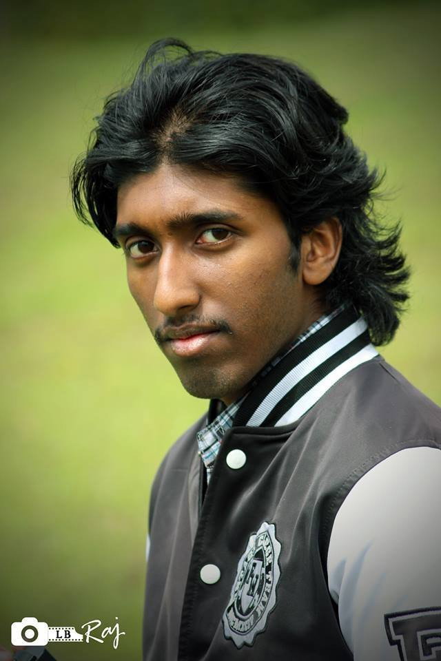 Karthypan as Kathir in ACHAMILLAI