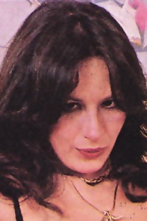 Sonya Summers as Suzy in Never So Deep