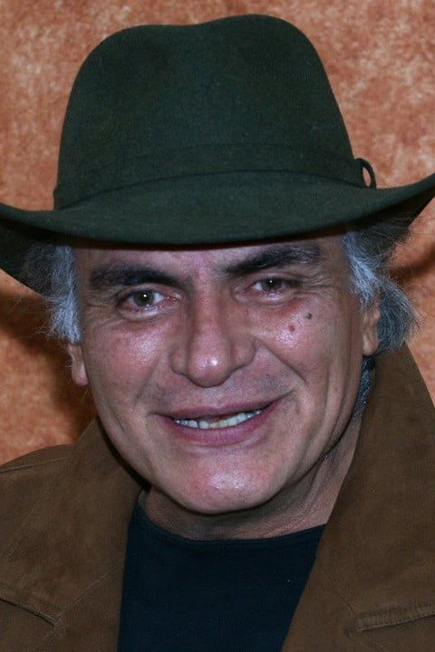Salvador Pineda as Andrés Sánchez Fuentes in Soledad