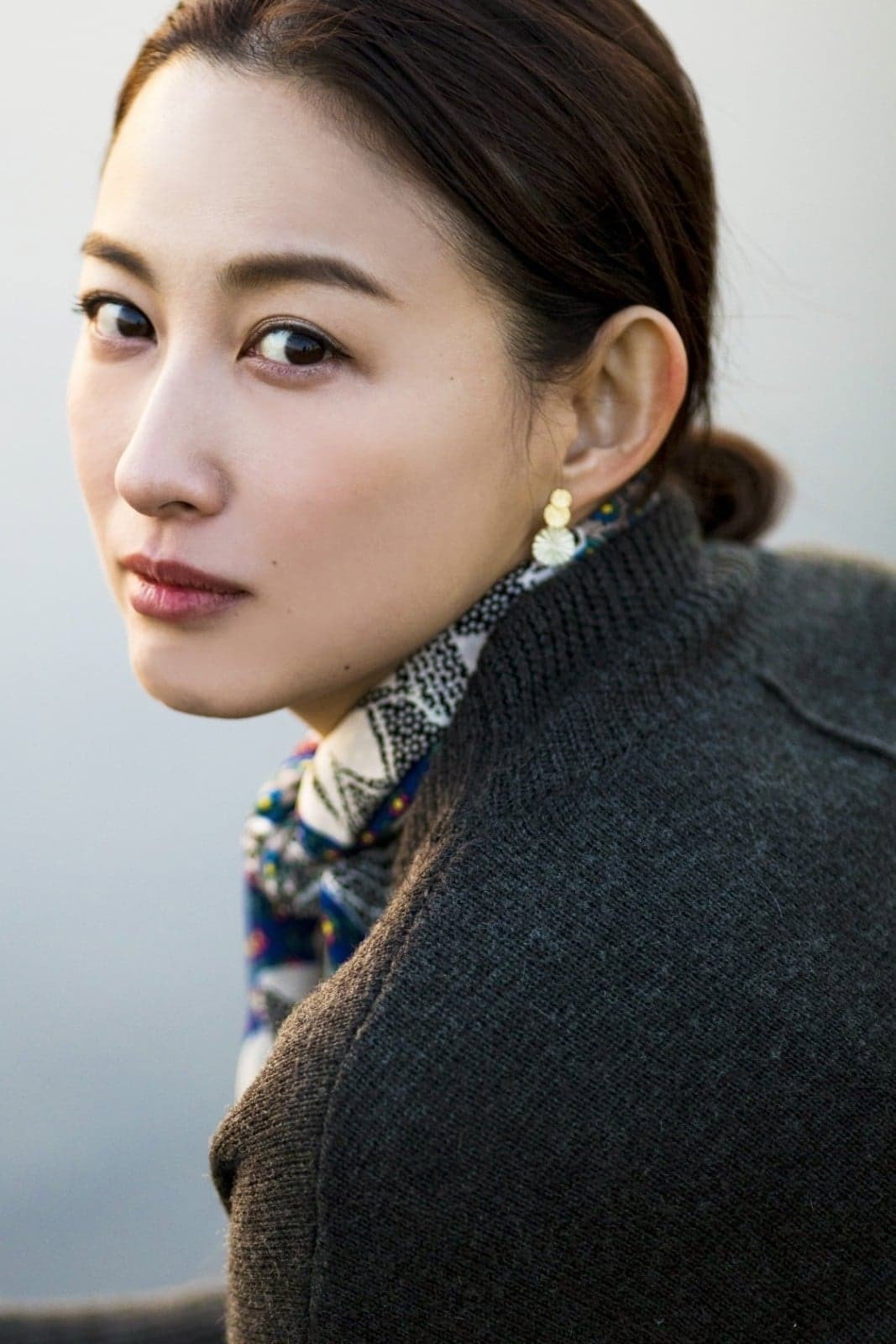 池田嘩百哩 as Misaki Yamamoto in Shiori