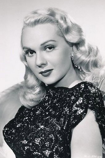 Adele Jergens as Gwen Abbott in The Miami Story