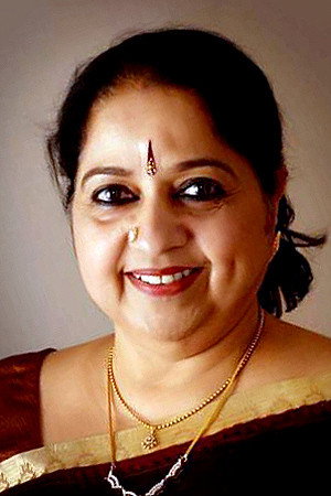 Sreedevi Unni as Arun's Mother in Diamond Necklace