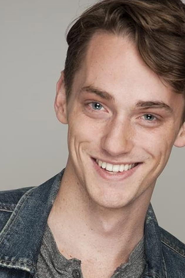 Michael Thomas Grant as Leif Donnelly in Zoey's Extraordinary Playlist