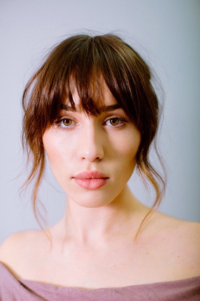 Jazlyn Yoder as Renee Fox in Gone