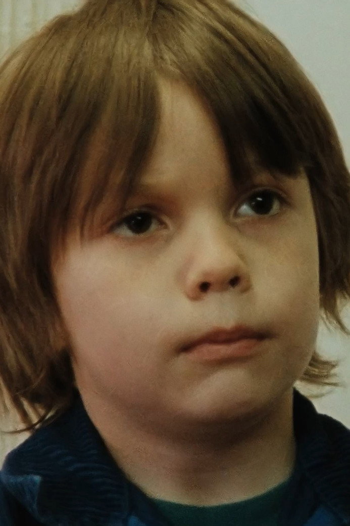 Axel Widegren as Agnes' Little Brother Oskar in Show Me Love