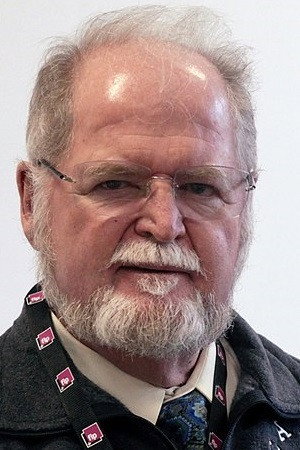Larry Niven as Self in 2001 and Beyond